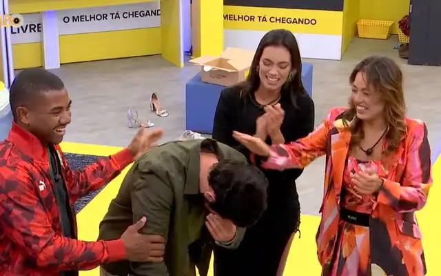 BBB 24: Matteus recebe o vídeo do anjo no dia do aniversário da mãe