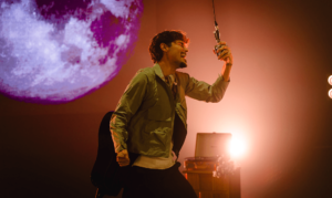 Nilson Neto tá todo romântico em seu novo single “Lua”; veja letra