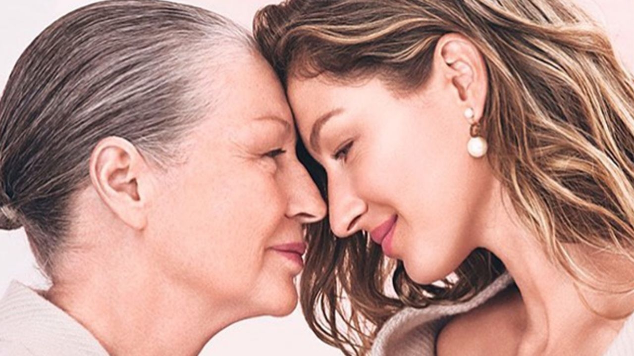 Gisele Bündchen publica homenagem à mãe após um mês de seu falecimento Lorena Bueri