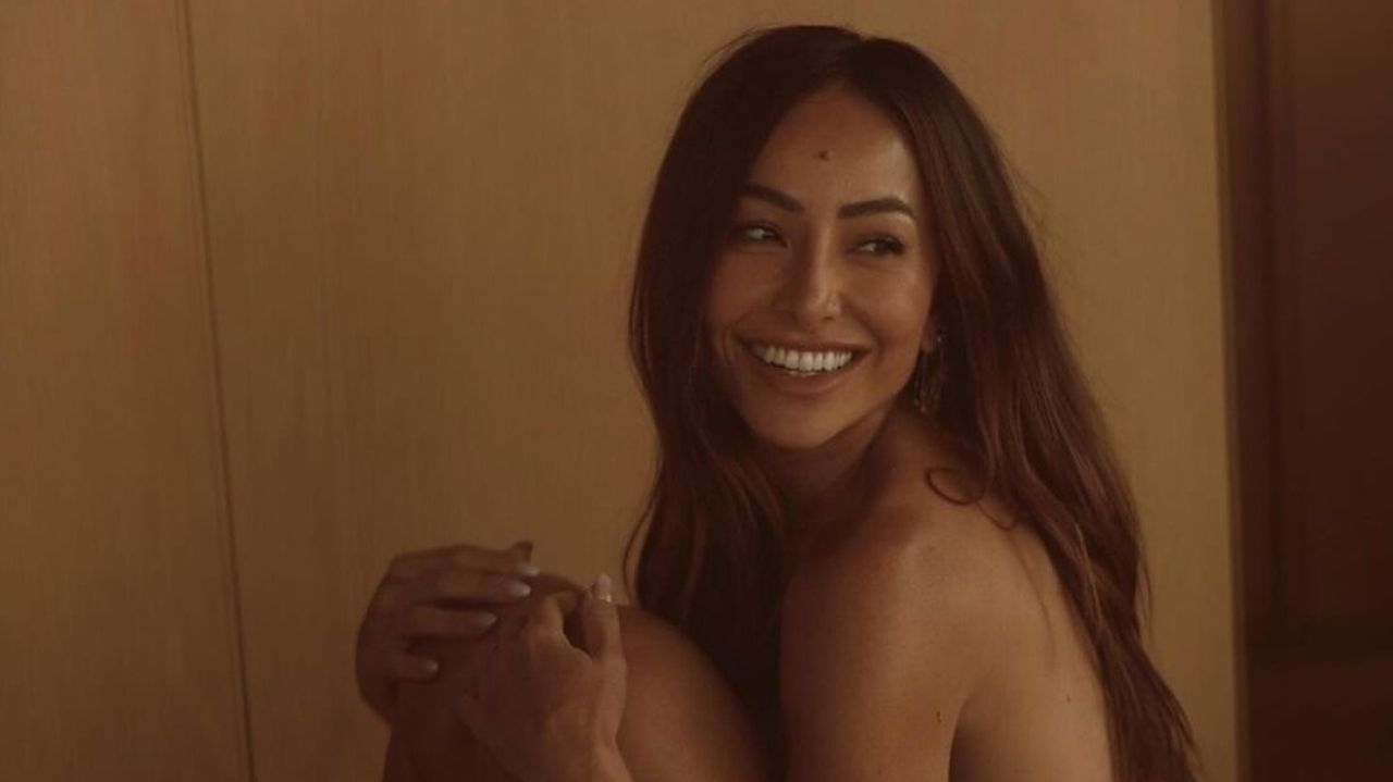 Sabrina Sato publica fotos despida ao voltar de viagem Lorena Bueri