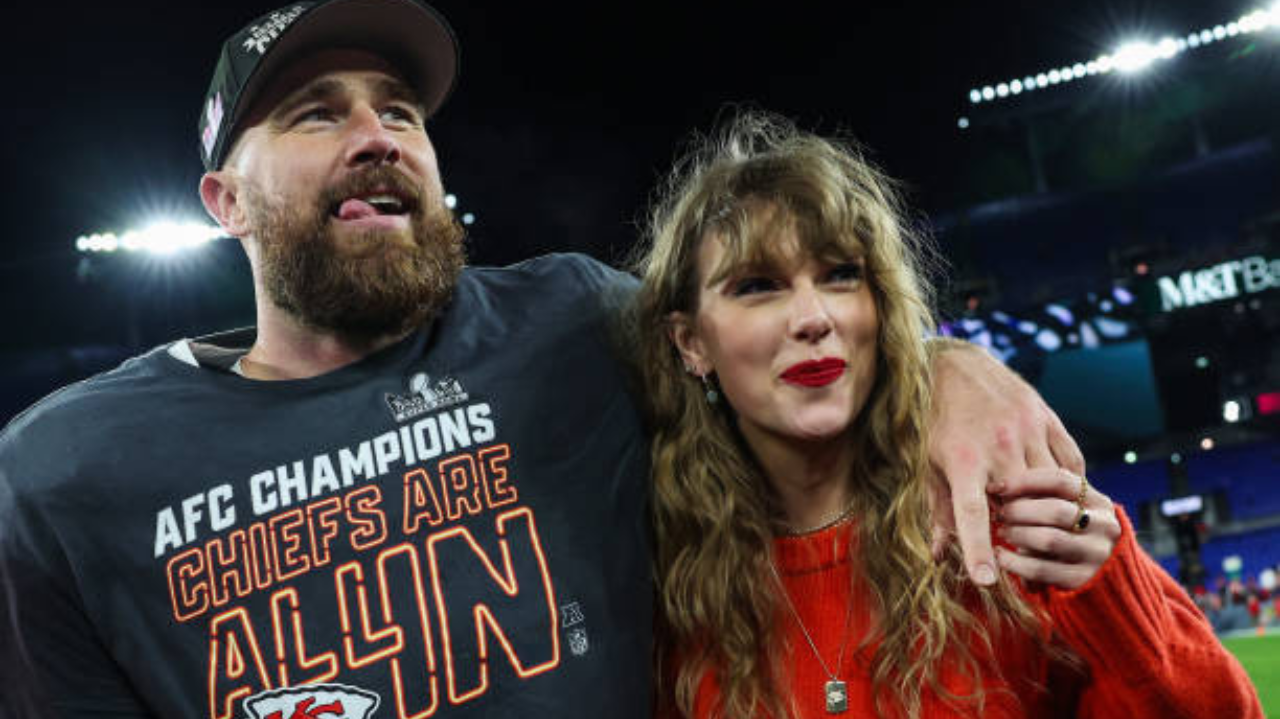 Taylor Swift e Travis Kelce curtem Bahamas durante pausa nos compromissos Lorena Bueri