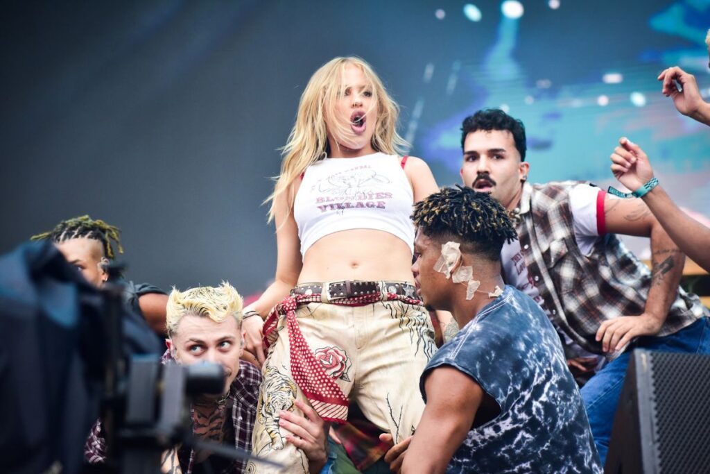 Luísa Sonza no Lollapalooza