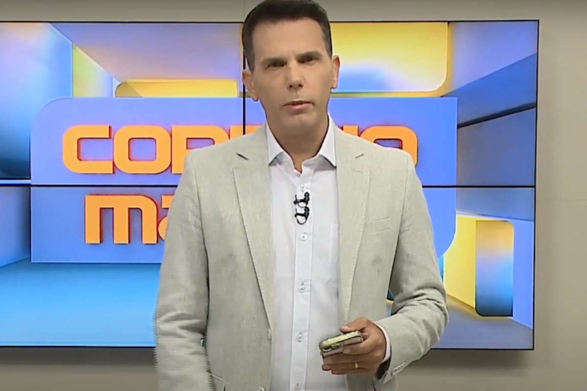 apresentador joão fernandes no correio da manhã