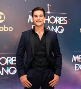 Nicolas Prattes vai ser protagonista da próxima novela das nove da TV Globo, diz jornal