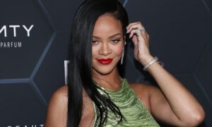Rihanna “faz a louca” e diz que não sabe onde enfiou o #R9