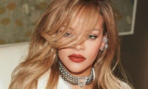 Rihanna confirma que novo álbum está sendo produzido