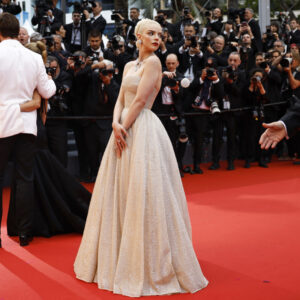 Elenco de Furiosa: Uma Saga Mad Max marca presença no segundo dia do Festival de Cannes; confira os looks dos famosos no evento