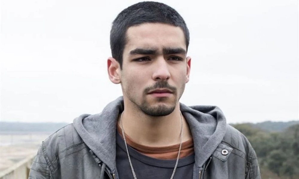 Nu frontal de Omar Ayuso, astro de “Elite”, viraliza na web