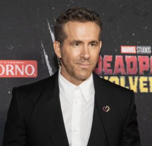 Ryan Reynolds elogia Chris Evans por sua participação em Deadpool e Wolverine: Simplesmente o melhor