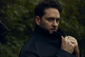 Entrevista Fofocas e Famosos: Christopher Von Uckermann conta tudo sobre o single ‘Pase Lo Que Pase’