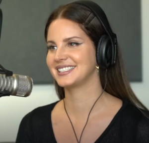 Lana Del Rey se derrete pelo marido, Jeremy Dufrene: Estamos muito felizes