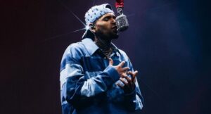 Com alta demanda, Chris Brown anuncia show extra em São Paulo