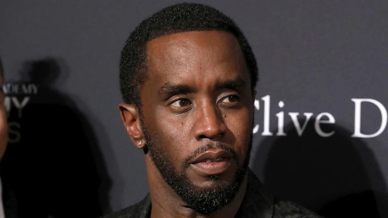 Após receber visita da família, Diddy deixa a vigilância de suicídio na prisão Lorena Bueri