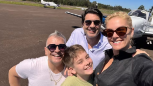 Ana Hickmann curte final de semana com Edu Guedes e o filho em Gramado