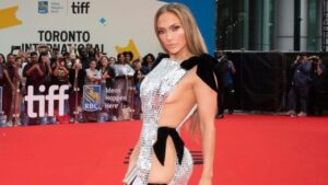 Jennifer Lopez fará sua primeira aparição pública após formalização de divórcio