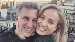 Luciano Huck faz linha do tempo para celebrar 20 anos de casamento com Angélica