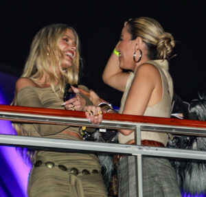 Yasmin Brunet e Wanessa Camargo se reencontram no Rock in Rio 2024 e trocam momento de carinho