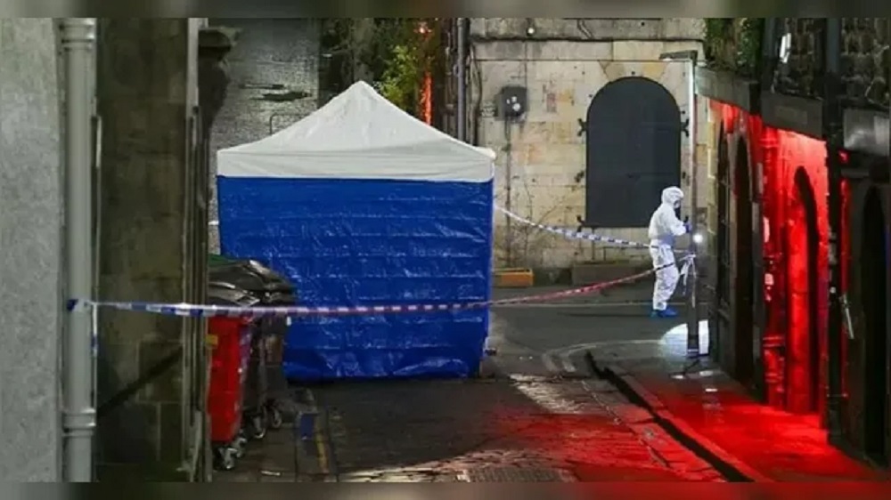 Cabeça decepada em acidente é confundida com enfeite de Halloween; veja vídeo