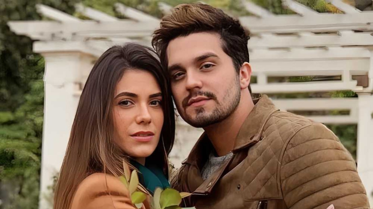 Esposa de Luan Santana compartilha foto com a filha Lorena Bueri