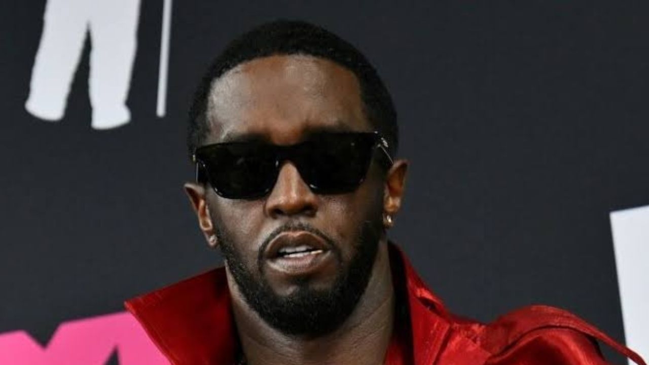 Ex-assistente de Diddy conta que foi obrigado a ato sexual  para demostrar lealdade Lorena Bueri