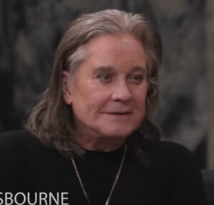 Devido ao Parkinson, Ozzy Osbourne não consegue mais andar