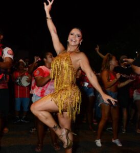 Viviane Araújo, Giovana Cordeiro e Flávia Alessandra arrasam em ensaio de Carnaval do Salgueiro; confira