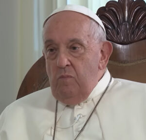 Internado, Papa Francisco se pronuncia pela primeira vez: Obrigado por essa proximidade e pelas orações