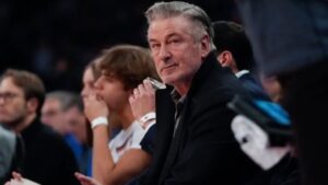 Estresse pós-traumático: Alec Baldwin é diagnosticado com transtorno mental