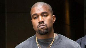 Ex-namorada expõe controle de Kanye West sobre guarda-roupa das namoradas