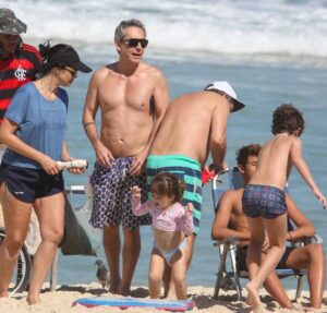Luciana Cardoso comemora aniversário de Faustão e revela internação recente do apresentador: Superou mais uma