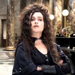 Bárbara Evans surpreende ao ficar ruiva: Uma verdadeira transformação. Veja os famosos que já adotaram os fios avermelhados!