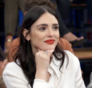 Após seis anos, Isabelle Drummond celebra retorno para novela da Globo: Momento especial