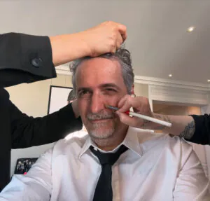Após levar prêmio em Cannes, Kleber Mendonça Filho compartilha bastidores