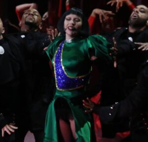 Figurinos especiais, muita emoção e até discurso… Veja tudo que rolou no show da Lady Gaga