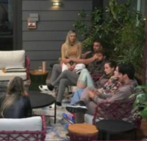 Discussão por comida e conversas sobre votos… Veja o que aconteceu nesta madrugada no Power Couple Brasil