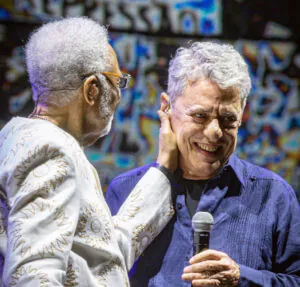 Médico de Chico Buarque explica detalhes de procedimento feito no cantor