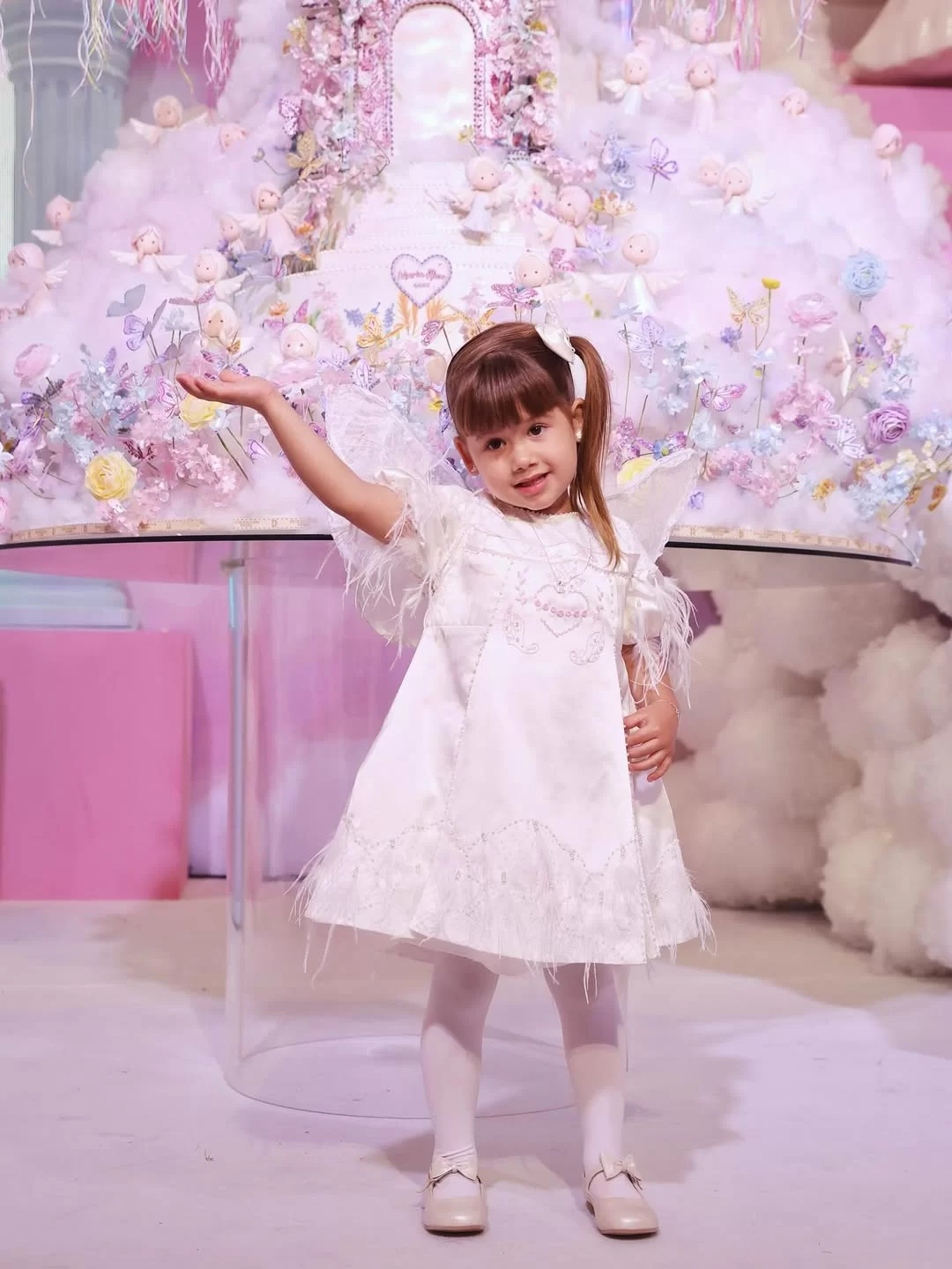 Maria Alice em sua festa (foto: reprodução/Instagram /@virginia) Lorena Bueri
