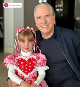 Um visual mais encantador que o outro! Veja as roupas de Festa Junina dos filhos dos famosos