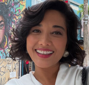 Atriz Jacqueline Sato relembra venda de bolo na escola para ajudar família em crise financeira