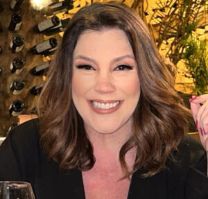 Simony celebra 49 anos de idade ao lado dos filhos: A vida é isso