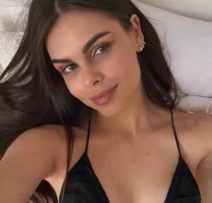Amanda Kimberlly abre o jogo sobre pedido para não mostrar Helena, sua filha com Neymar Jr.