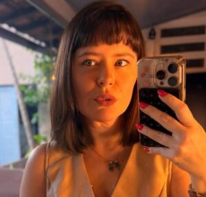 Mariana Bridi retorna às novelas após duas décadas e conta como equilibra carreira e maternidade solo