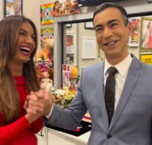 Cesar Tralli visita camarim da apresentadora Patrícia Poeta e mostra diversos mimos que ela ganhou dos fãs; confira o vídeo!