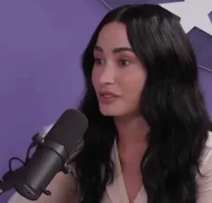 Demi Lovato revela como ocorreu o convite para cantar com Jonas Brothers: Foi tão legal
