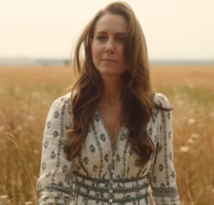Kate Middleton celebra o verão em nova mensagem ao público: Amem e sejam amados