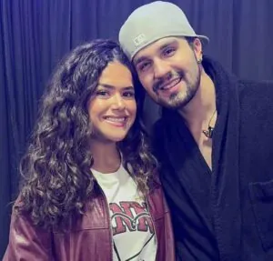 Maisa marca presença em show de Luan Santana e tieta cantor: Luanete há 17 anos