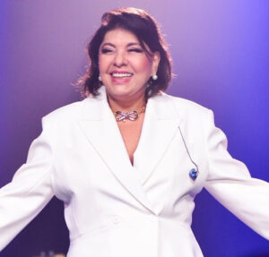 Após assumir relacionamento, Roberta Miranda fala sobre sexualidade e expõe hipocrisia no meio sertanejo