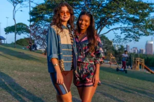 Alanis Guillen e Mell Muzzillo esbanjam beleza em ‘Três Graças’