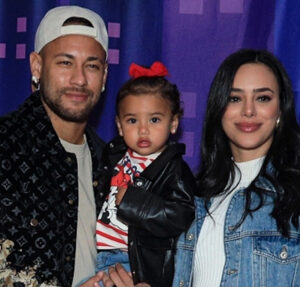 Família linda! Looks de Neymar Jr., Bruna Biancardi, Mavie e Mel chamam atenção em festa de aniversário