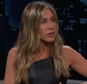 Jennifer Aniston fala sobre luta para ter filhos ao longo de 20 anos: Ninguém sabe a minha história